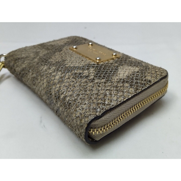 Michael Kors Snakeskin Embossed Leather Zip Around Credit Card Wristlet Wallet - Picture 7 of 16